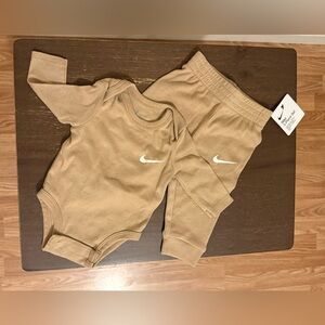 Nike Beige Baby Outfit Set
